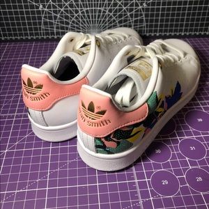 SOLD Adidas Stan Smiths Her Studio London